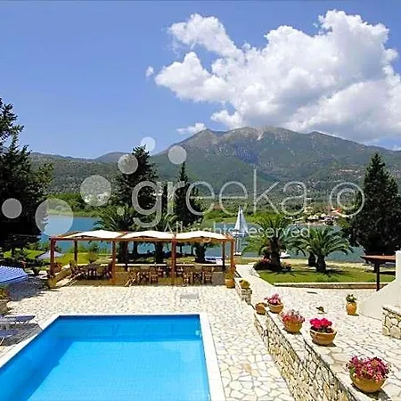 Geni Garden Hotell *