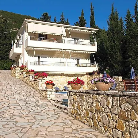 Hotell Geni Garden